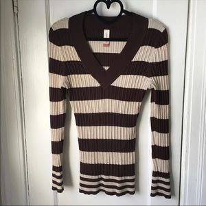 *FREE WITH ANY PURCHASE Striped V Neck Sweater Size Extra Large